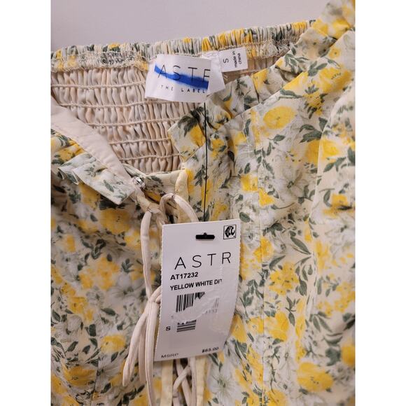 ASTR the Label Yellow Floral Corset Crop Top - Picture 6 of 9